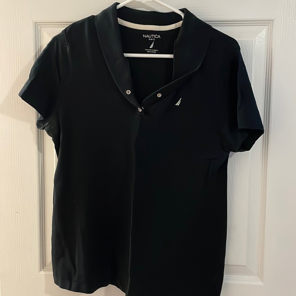 Black Pool Náutica shirt.